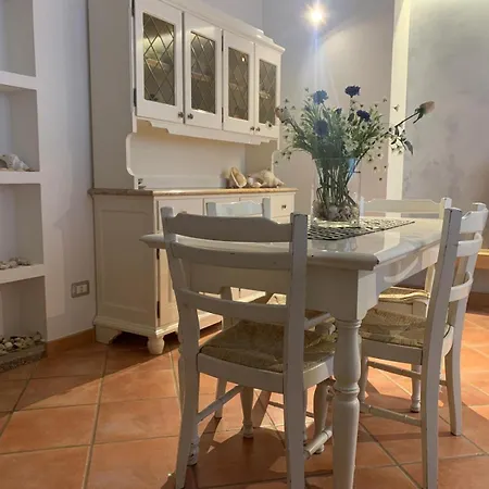 Semesterbostad Simonetta Capoterra