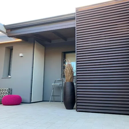 Simonetta Semesterbostad